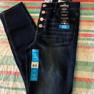 NWT girls Jordach Jeans